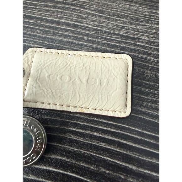 Vintage Coach Hang Tag w/ Leather Tag and Round Medallion - Picture 4 of 5